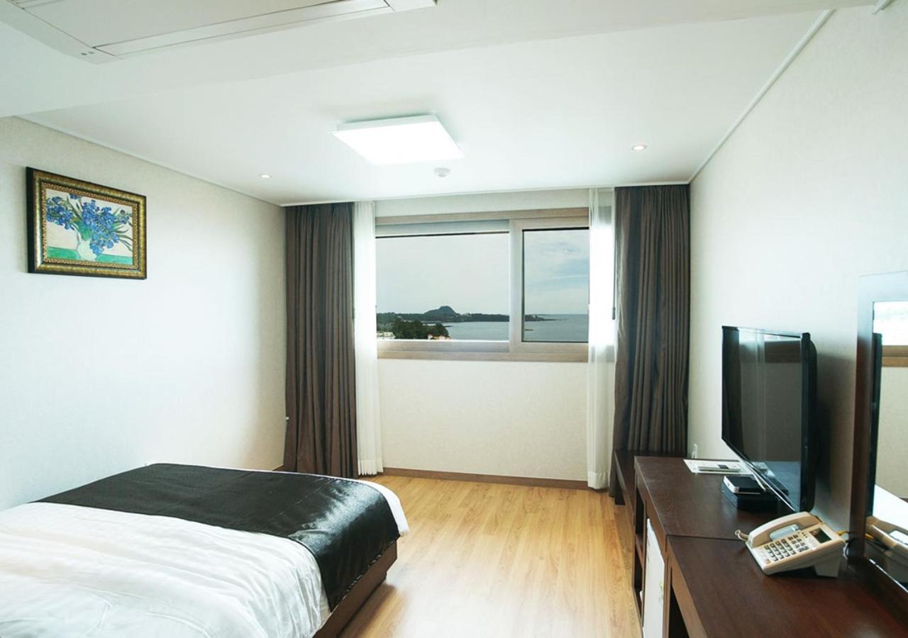 Iris Hotel Seogwipo Exterior foto